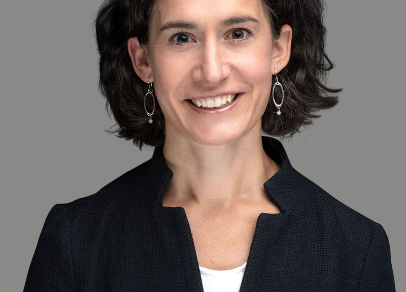 cleveland-foundation-welcomes-emily-garr-pacetti-to-board-of-directors-honors-outgoing-member-carrie-carpenter